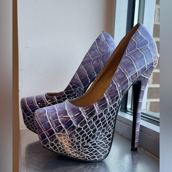 Purple Platform Snake Print Stilettos Heels - Picture 4 of 4
